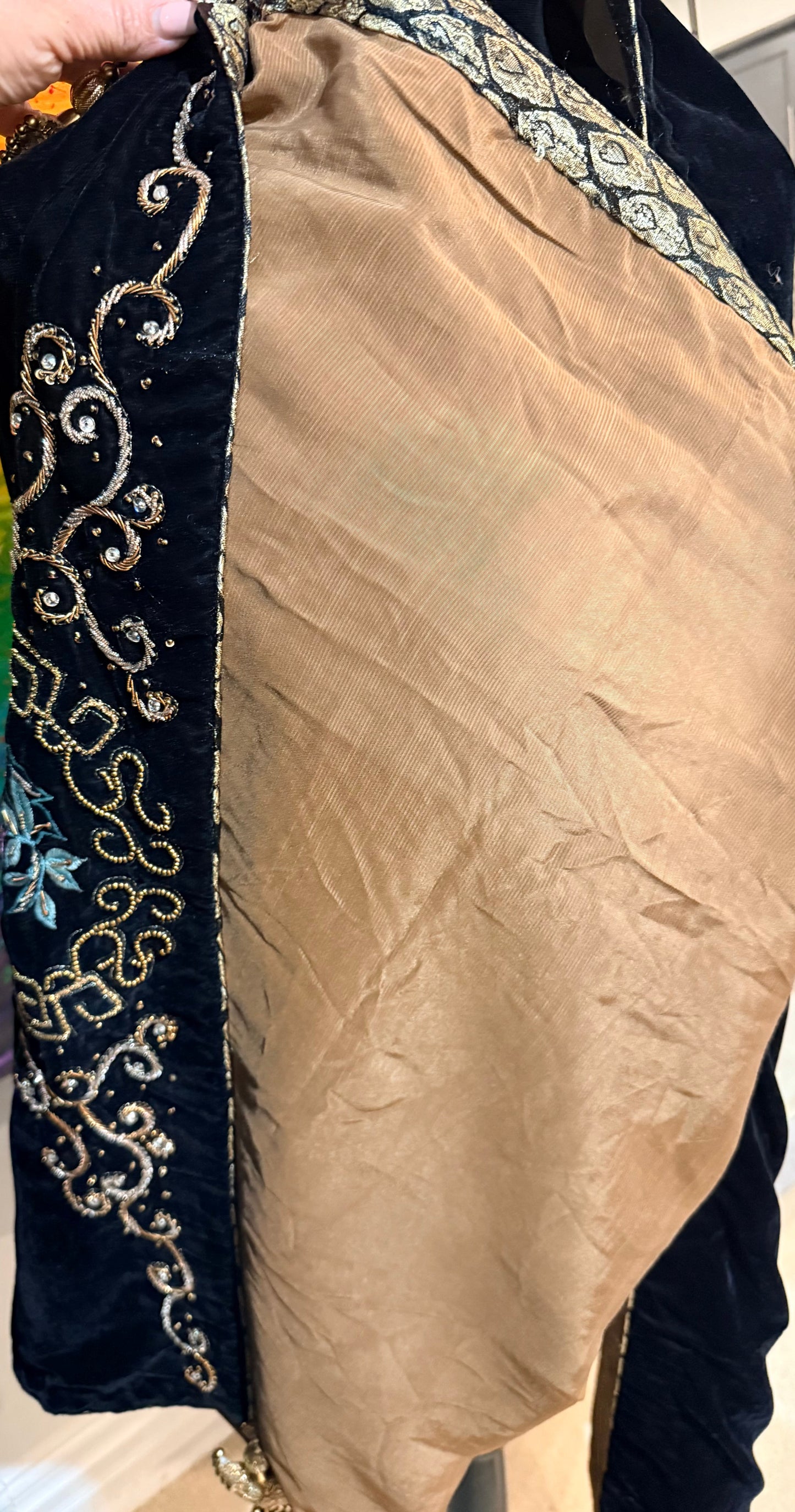 Embroidered Velvet Shawl