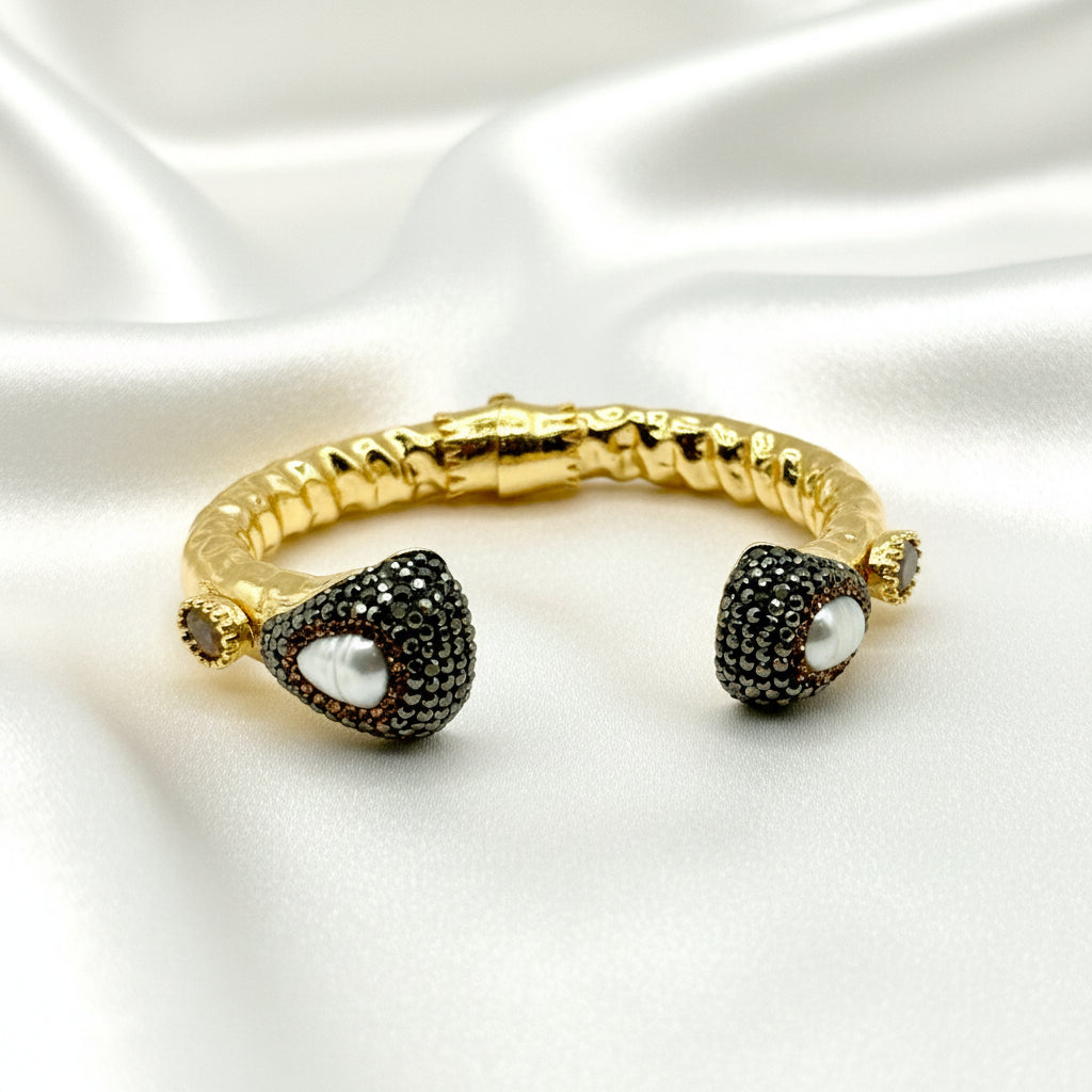 Pearl With Black Marcasites Bangle