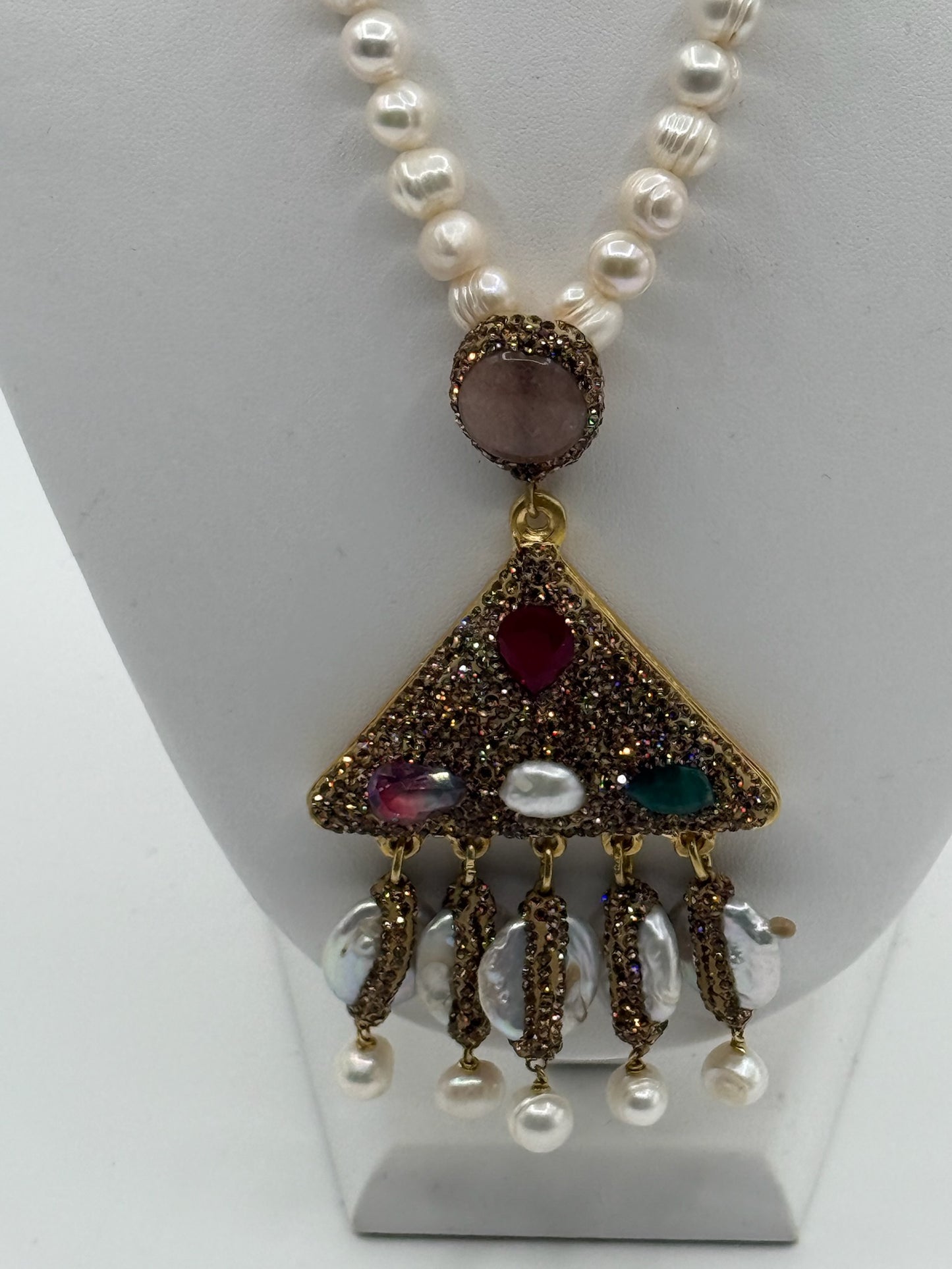 Regal Pearl Antique Necklace