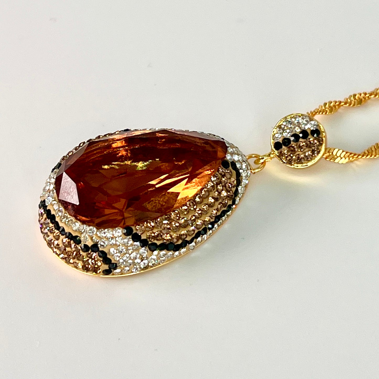 Zultanite Locket Set with Leopard Pattern