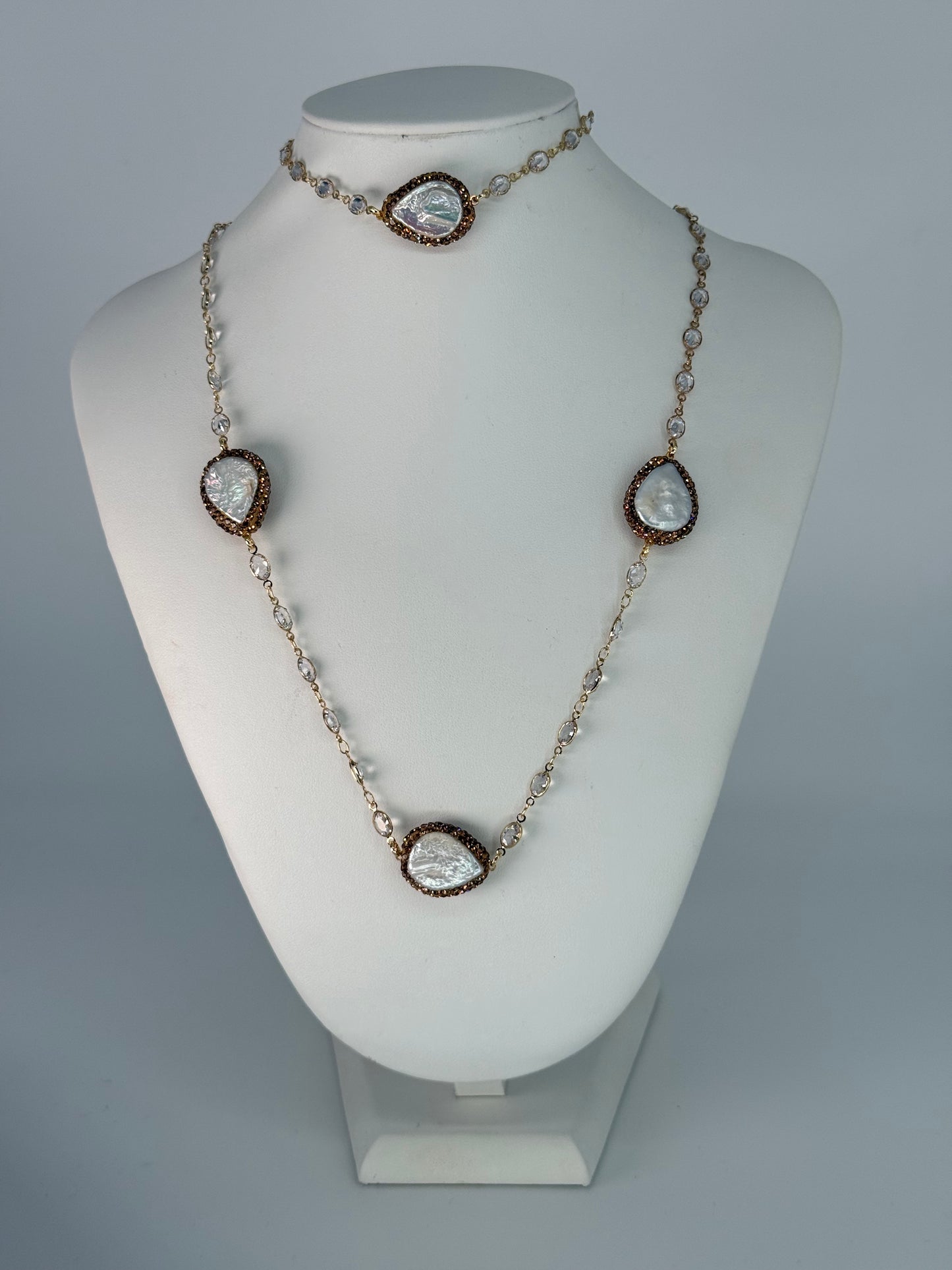 Mother of Pearl Long Necklace