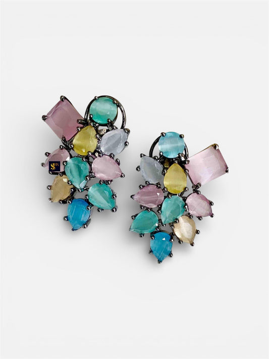 Elegant Mona Lisa Stone Studs