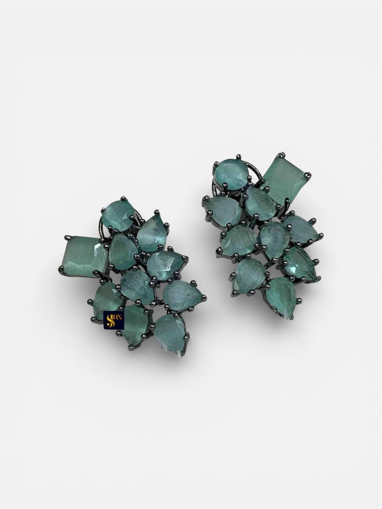 Elegant Mona Lisa Stone Studs