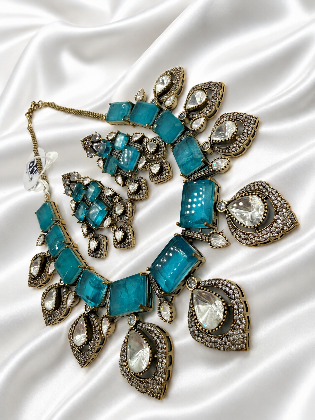 Turquoise  doublet  Antique Necklace Set with Polki