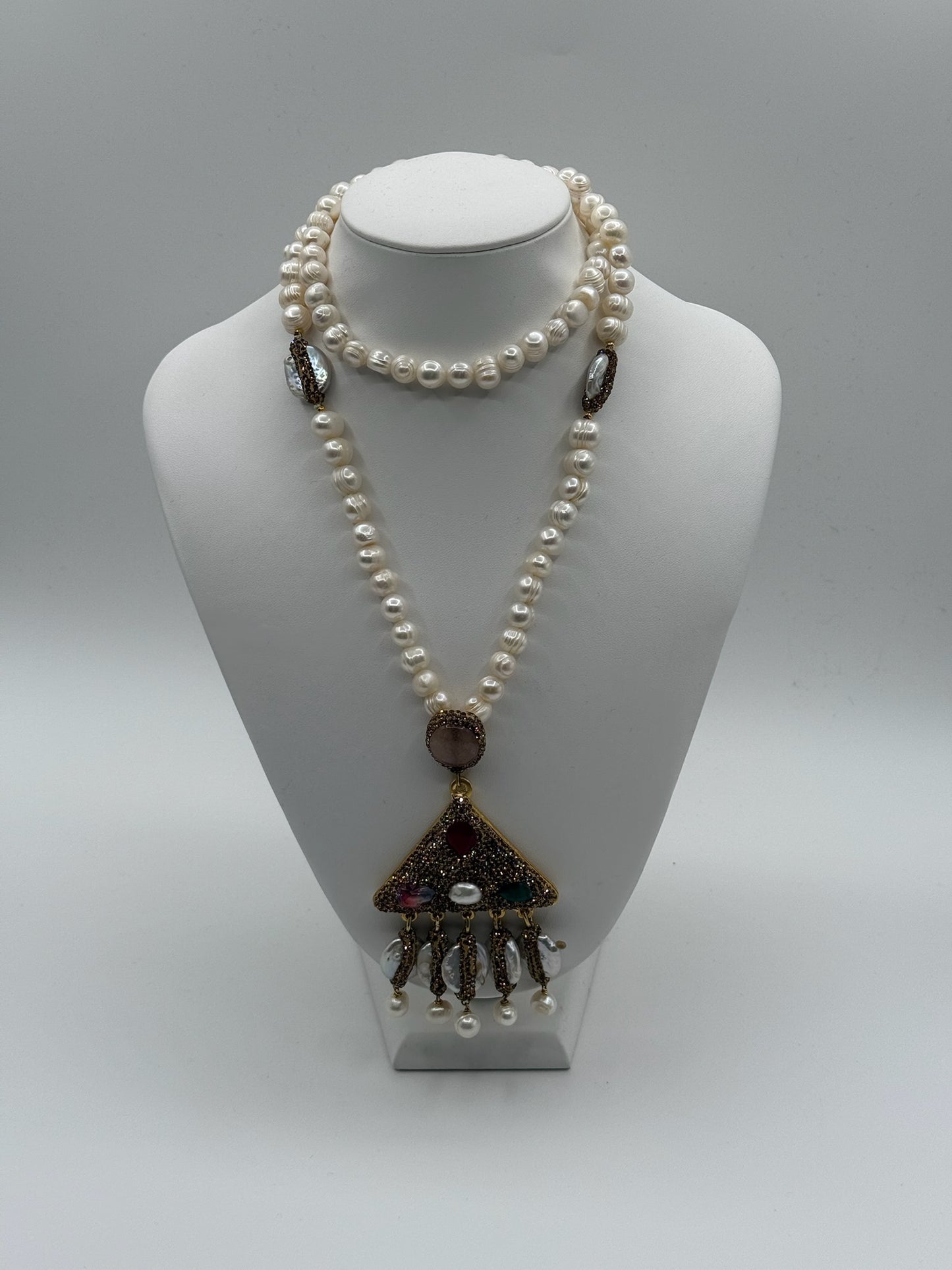 Regal Pearl Antique Necklace
