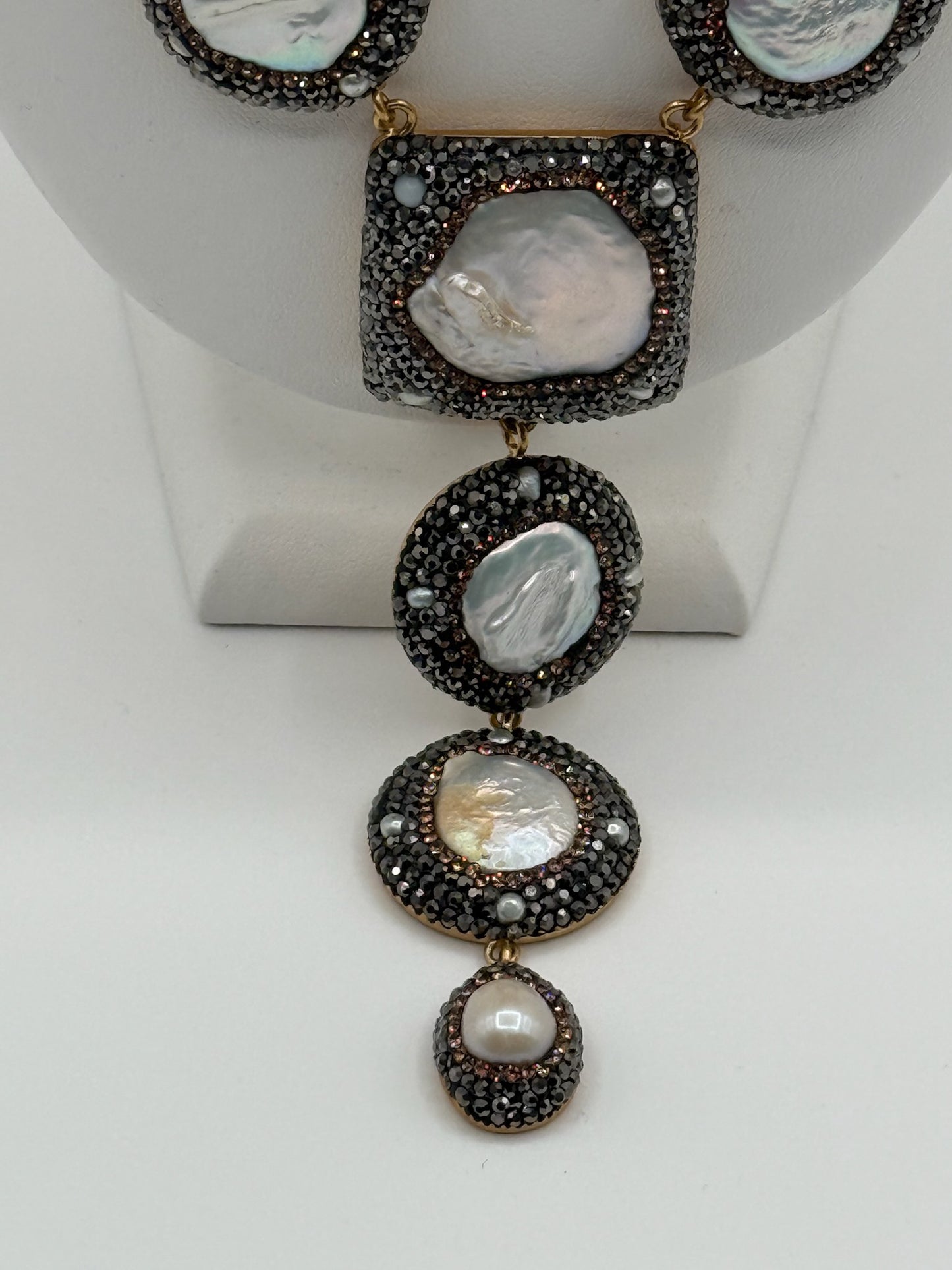 Mother of Pearl With Black / Gold Markacites Necklace