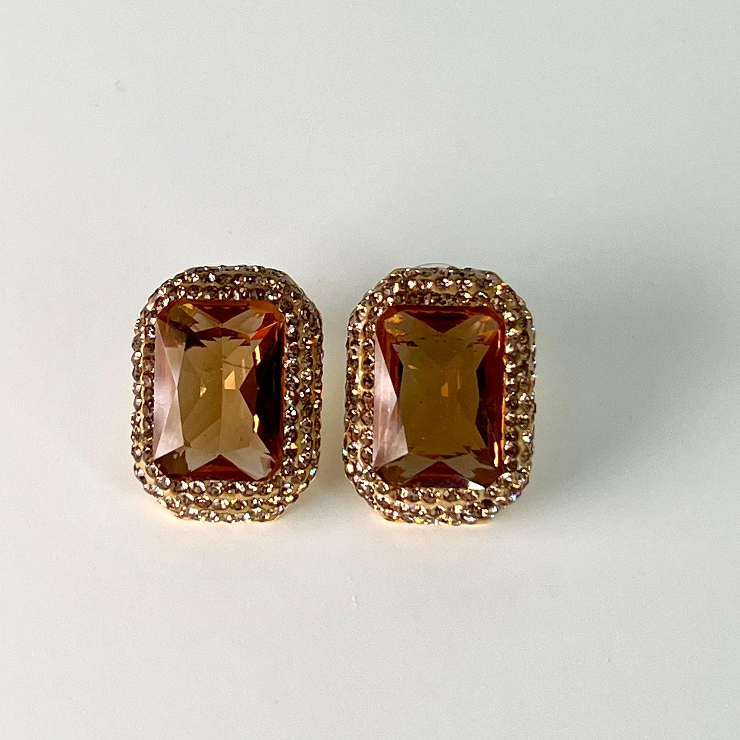Zultanite Studs
