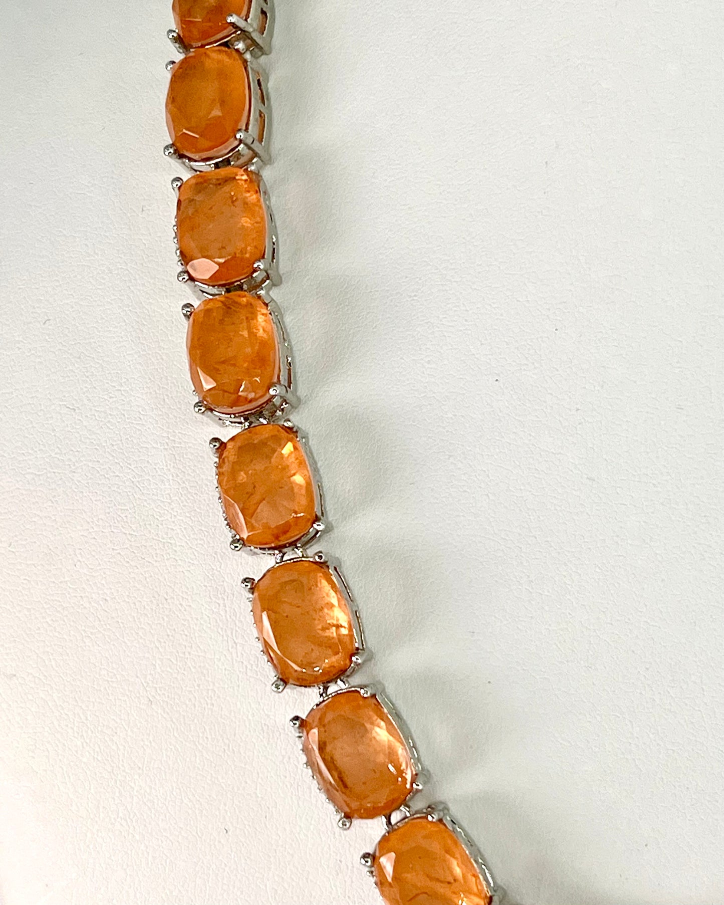 Stunning Mona Lisa Stone Necklace