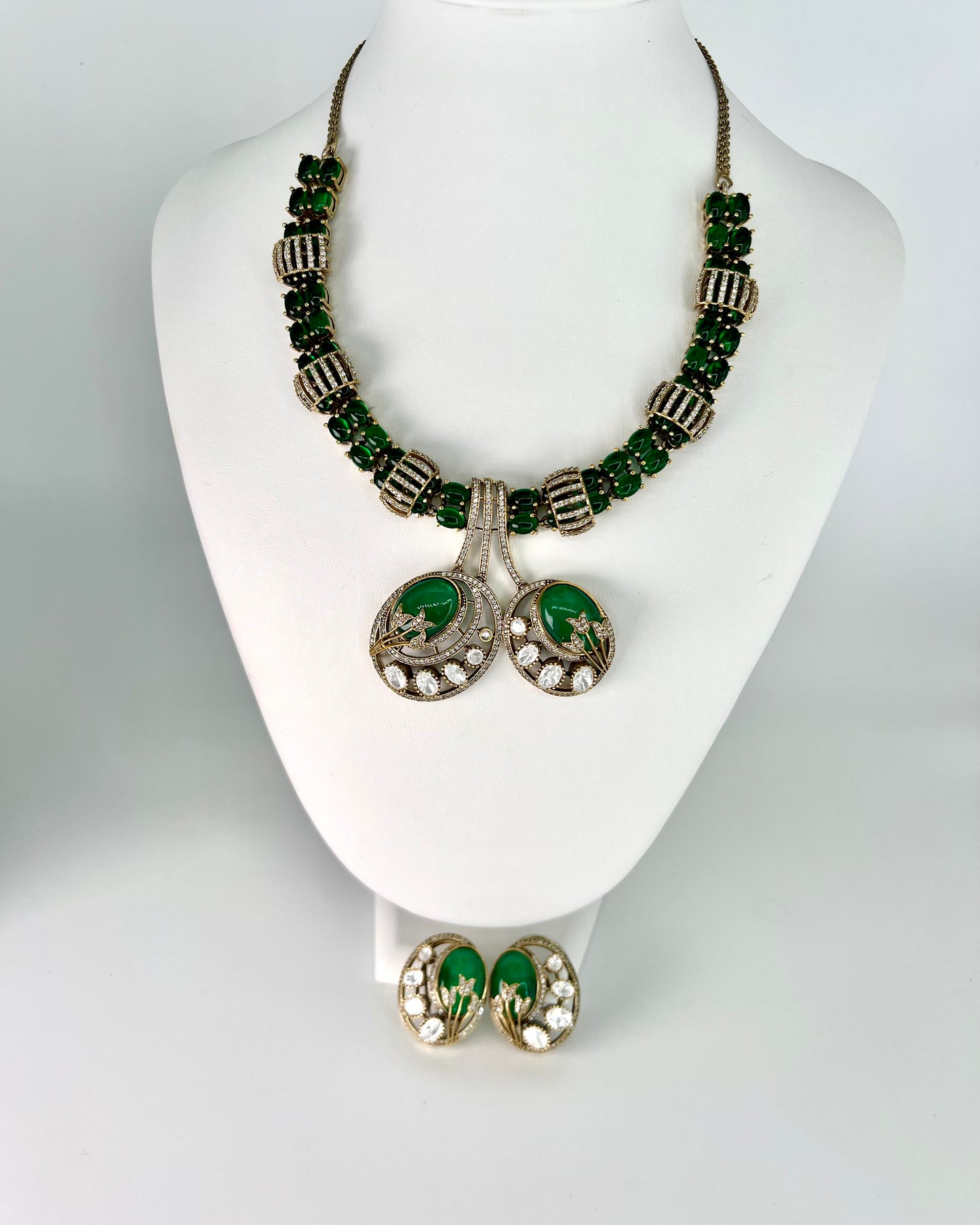 Divine Emerald Necklace