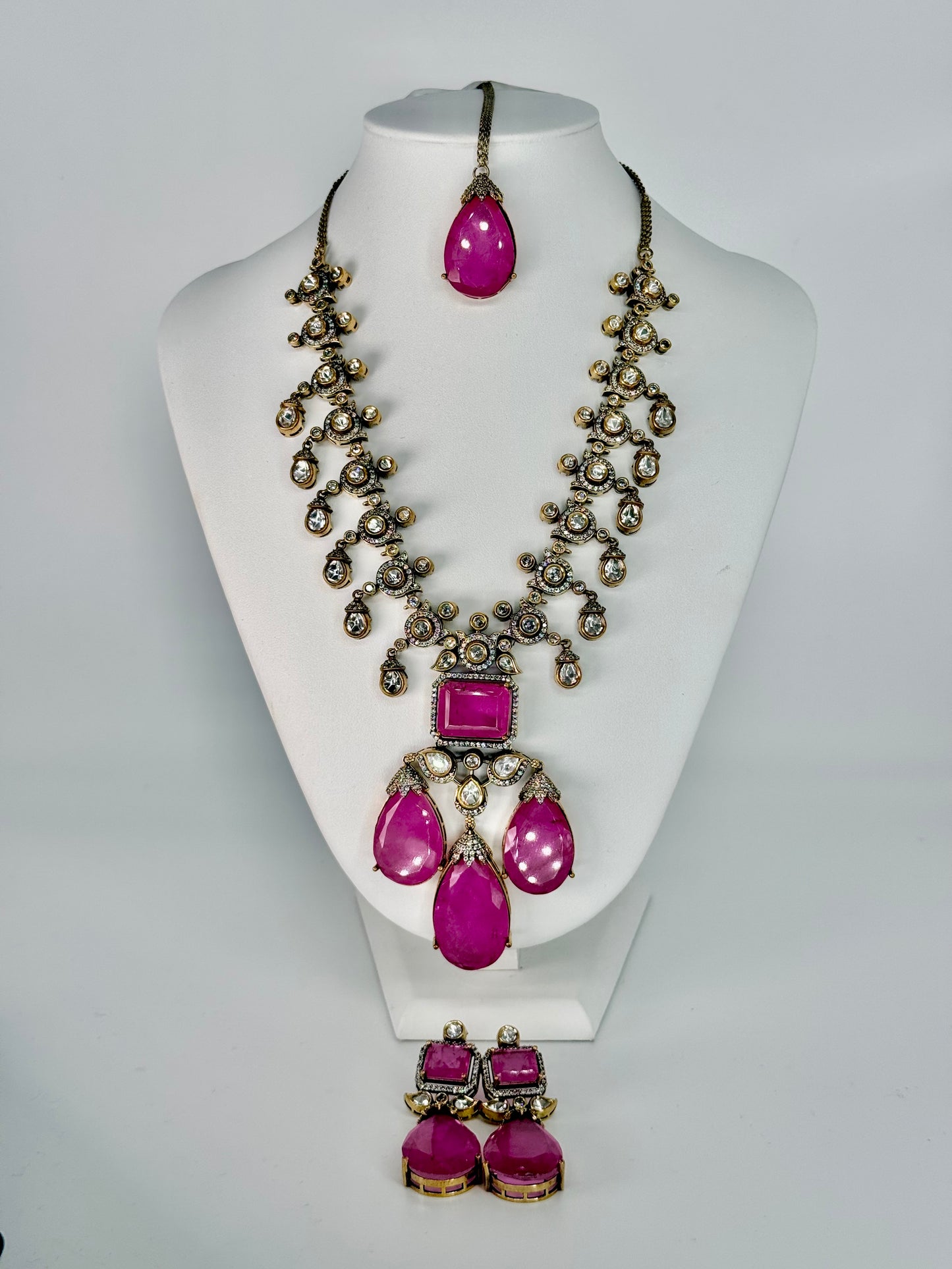 Pink Radiance Necklace Set