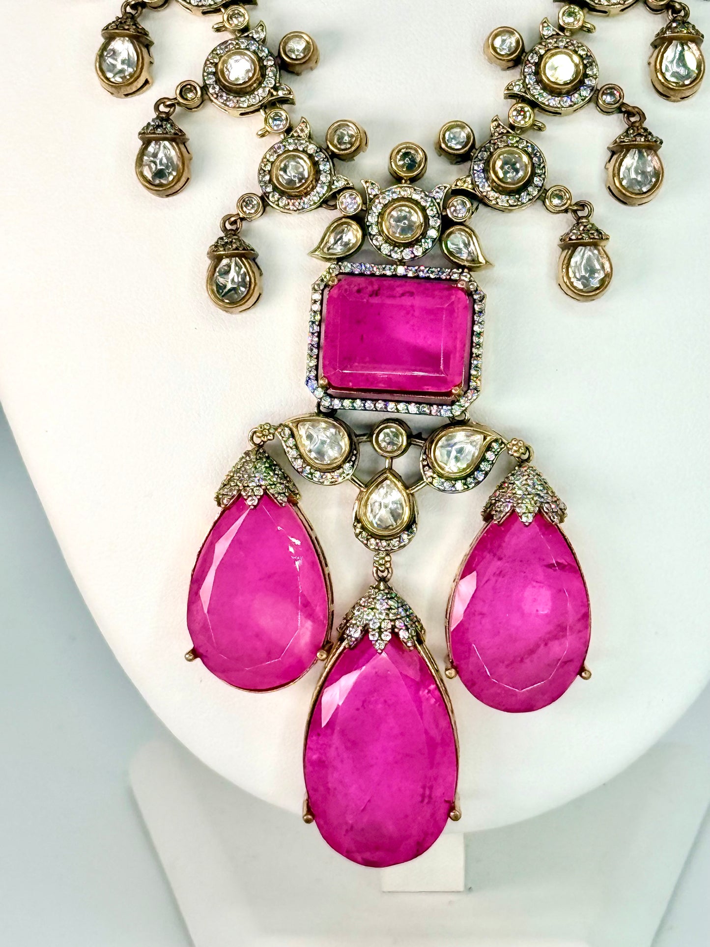 Pink Radiance Necklace Set