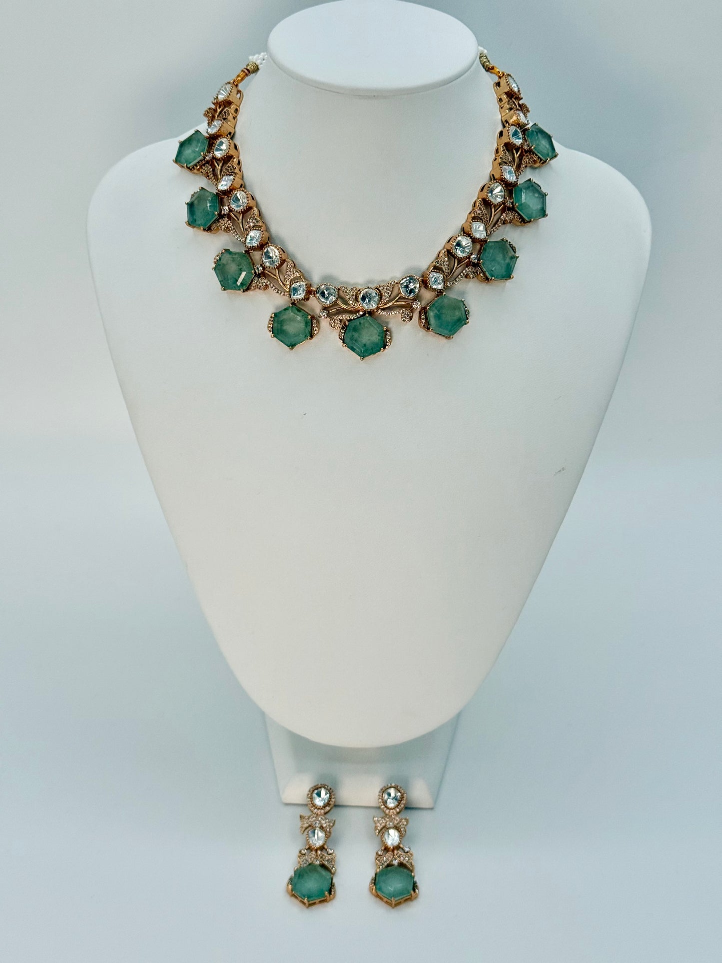 Polki & Crushed Stone Necklace Set